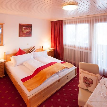 Hotel-Gasthof Zimba Damuels Eksteriør bilde