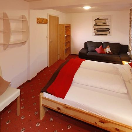 Hotel-Gasthof Zimba Damuels Eksteriør bilde