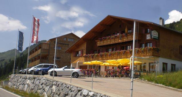 Hotel-Gasthof Zimba Damuels Eksteriør bilde