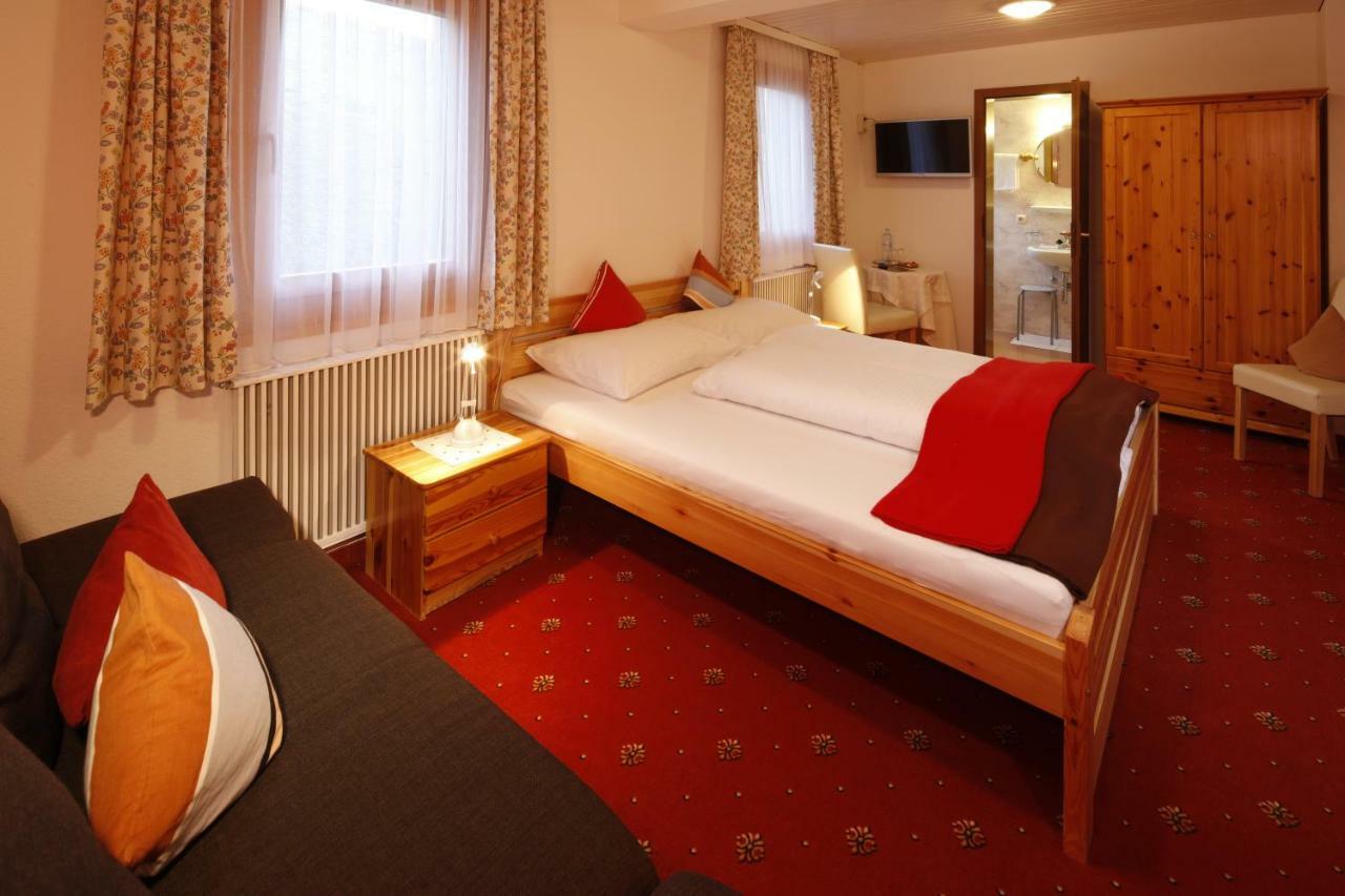 Hotel-Gasthof Zimba Damuels Eksteriør bilde